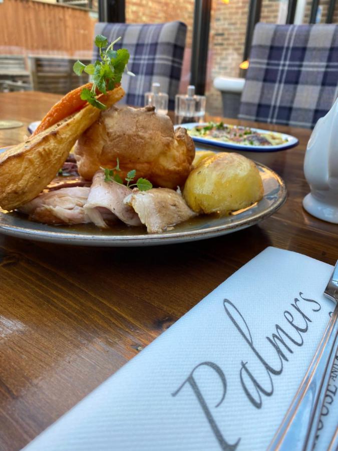 Мини-отель Palmer's Ale House *